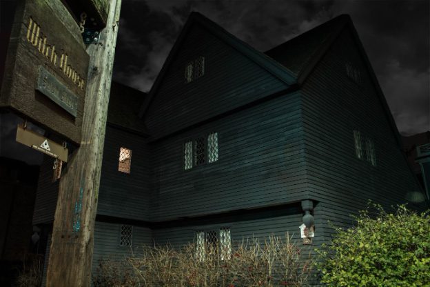 The Salem Witch House - Haunted Halloween Tour