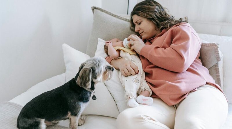 How Much Should 2 Week Old Eat: An Easy Guide for New Parents
