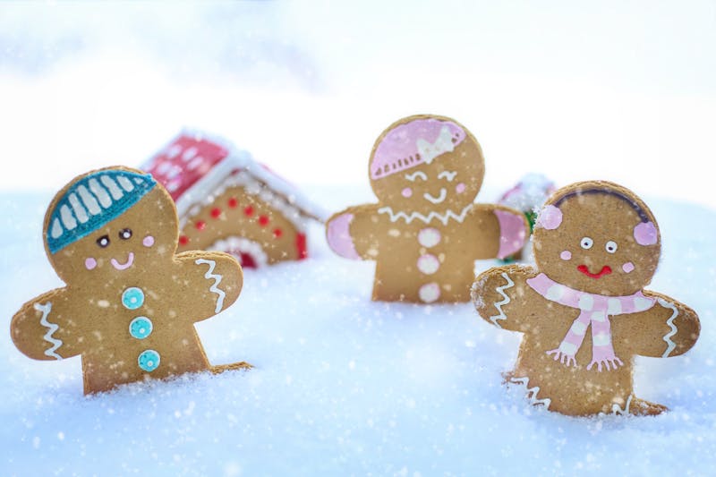Are Gingerbread Men Healthy? A Breakdown of Ingredients & Smart Swaps